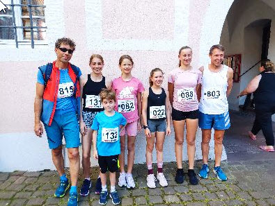 Erfolgreiche Eberbacher Leichtathleten beim Bienenmarktlauf